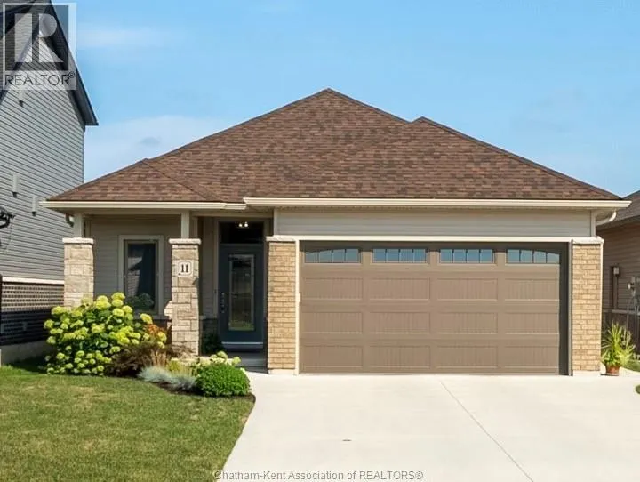 11 CHAMPLAIN COURT