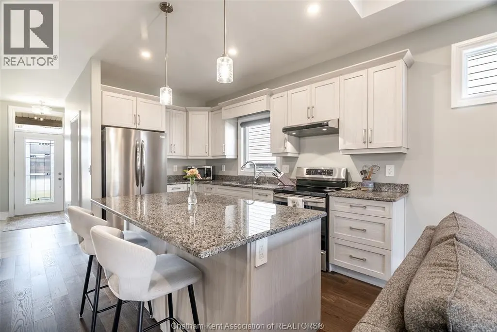 11 CHAMPLAIN COURT