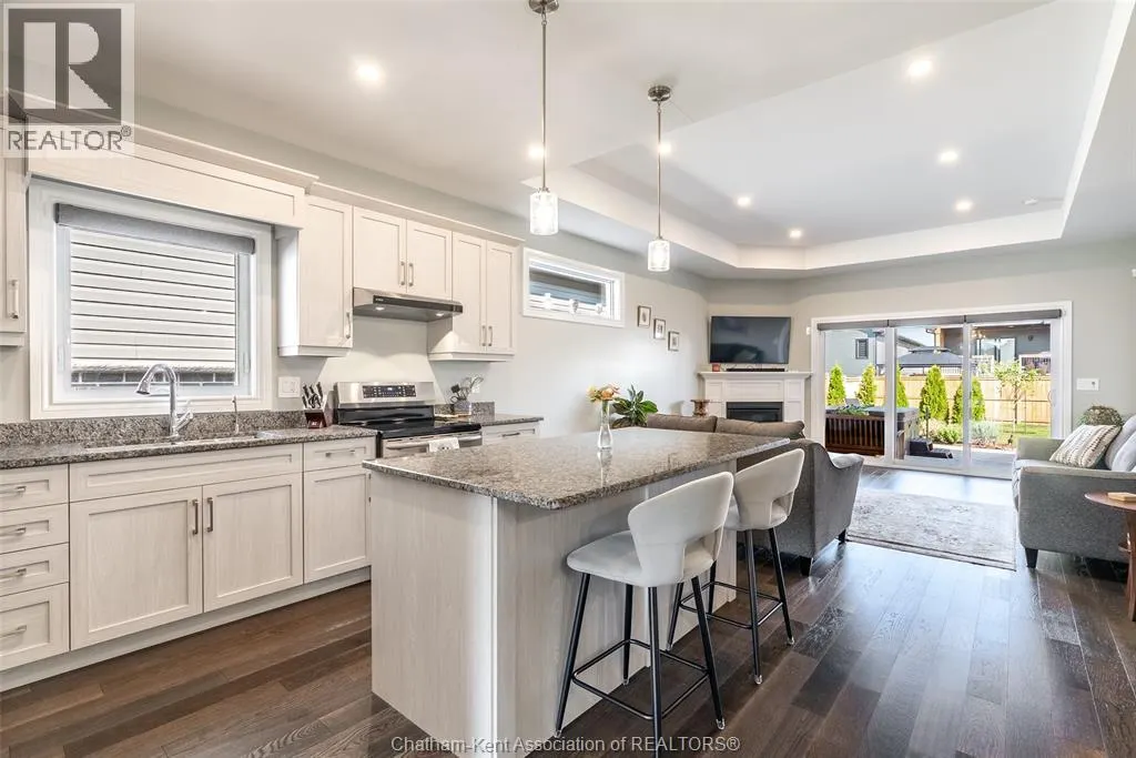 11 CHAMPLAIN COURT
