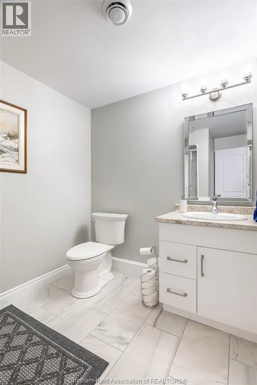 11 CHAMPLAIN COURT