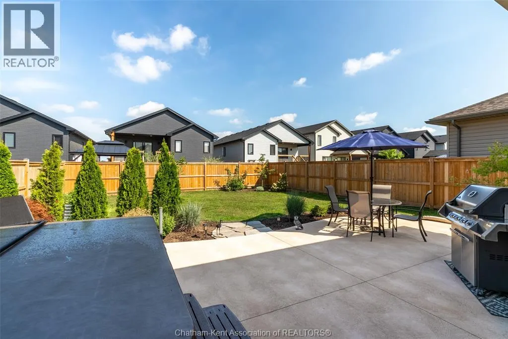 11 CHAMPLAIN COURT