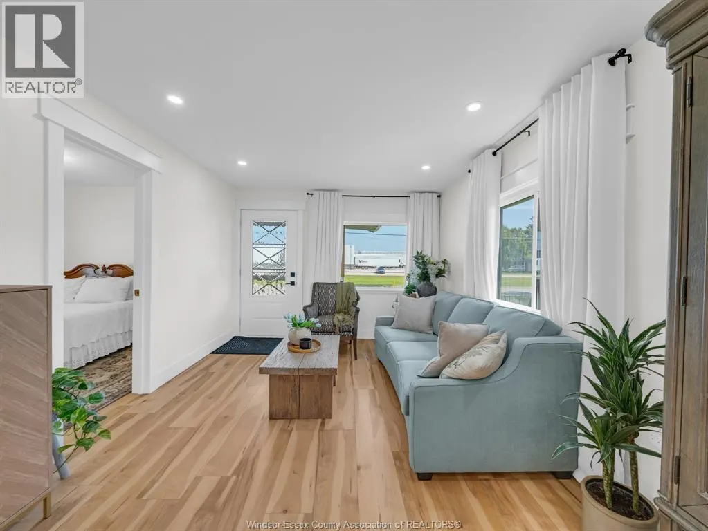 520 Mersea Rd 3