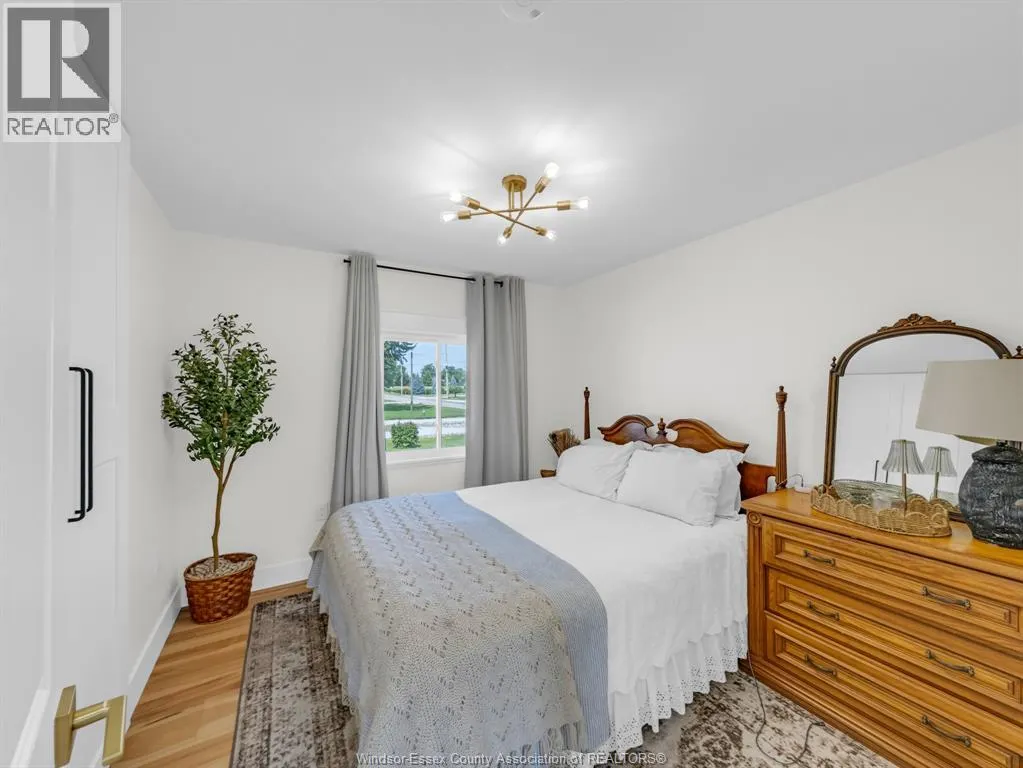 520 Mersea Rd 3