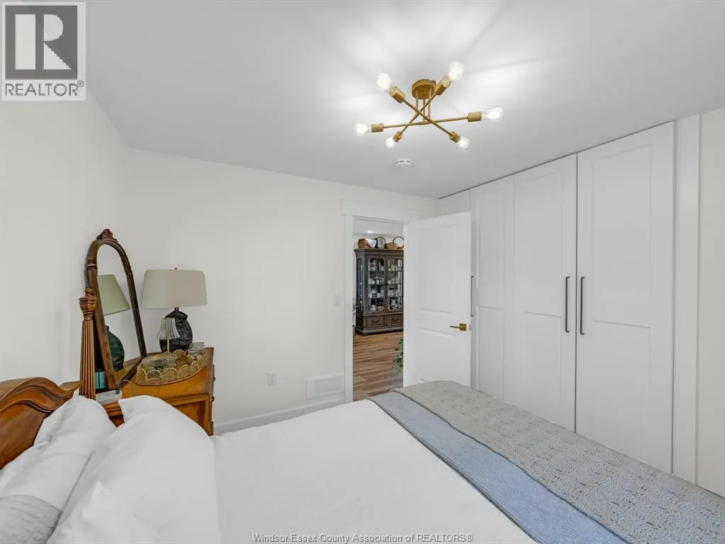 520 Mersea Rd 3