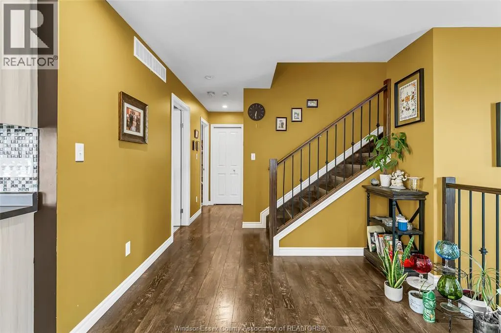 398 POPLAR DRIVE