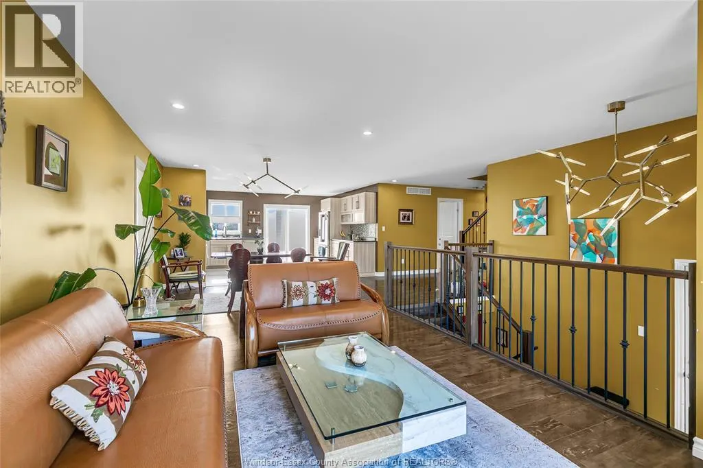 398 POPLAR DRIVE