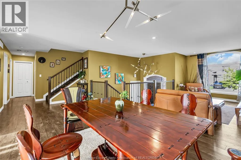 398 POPLAR DRIVE