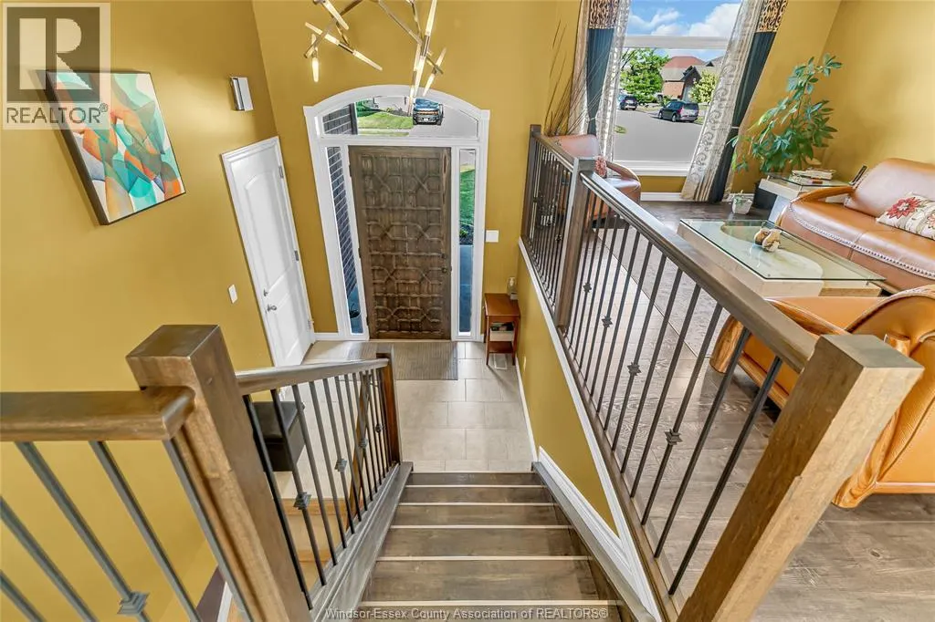 398 POPLAR DRIVE
