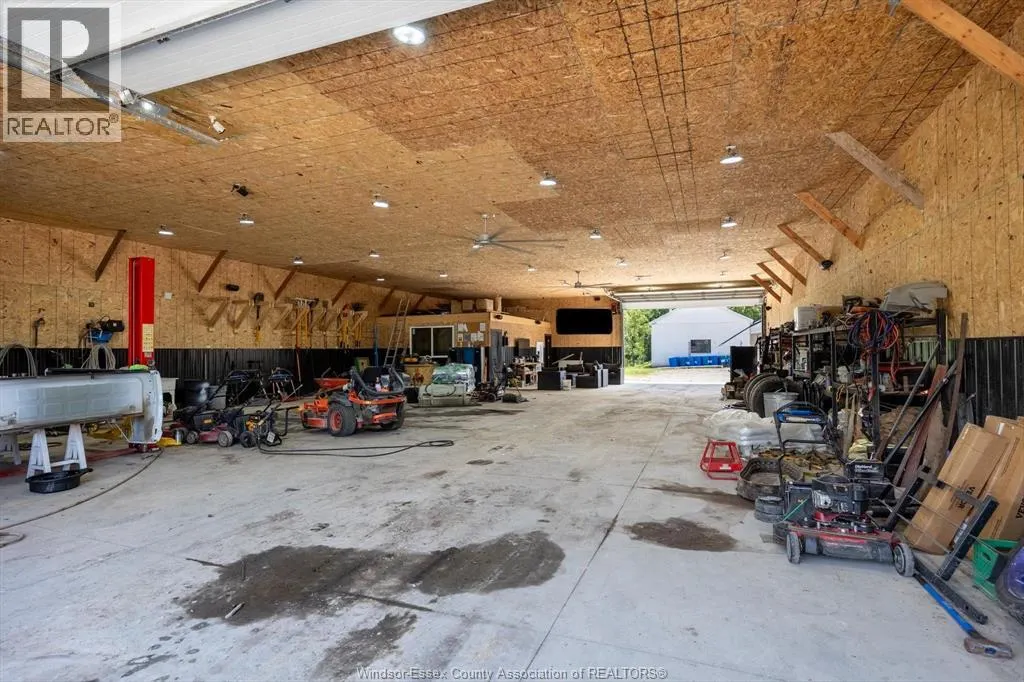 5801 CONCESSION 5 North