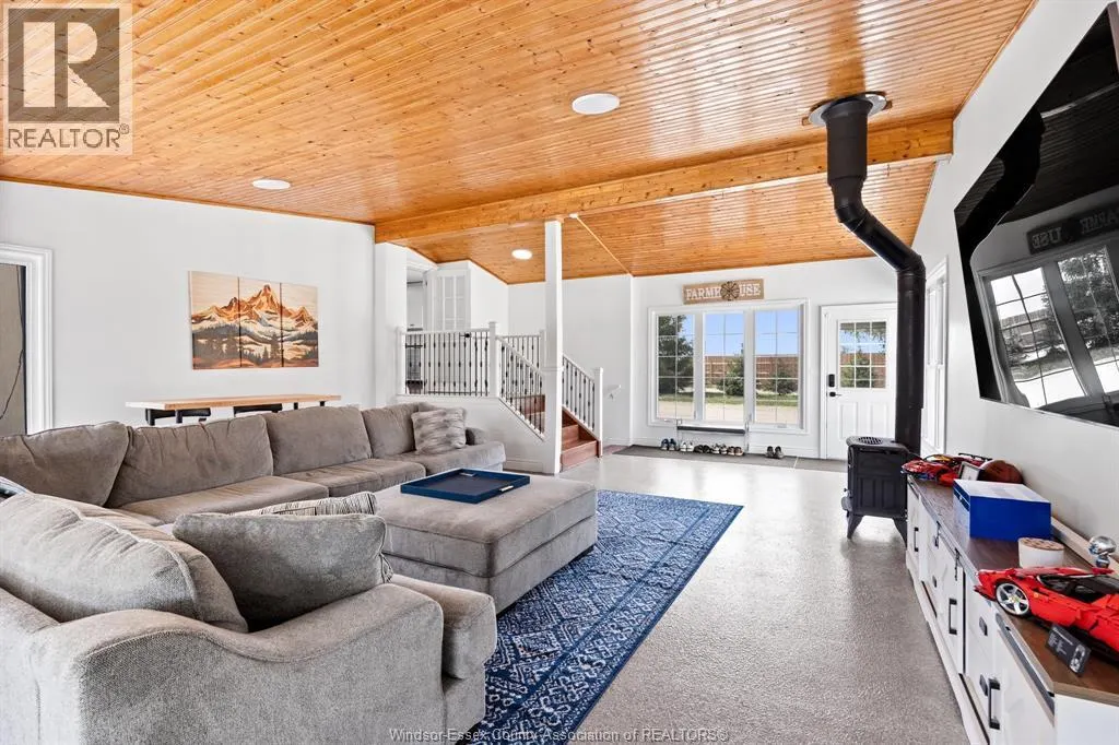 5801 CONCESSION 5 North