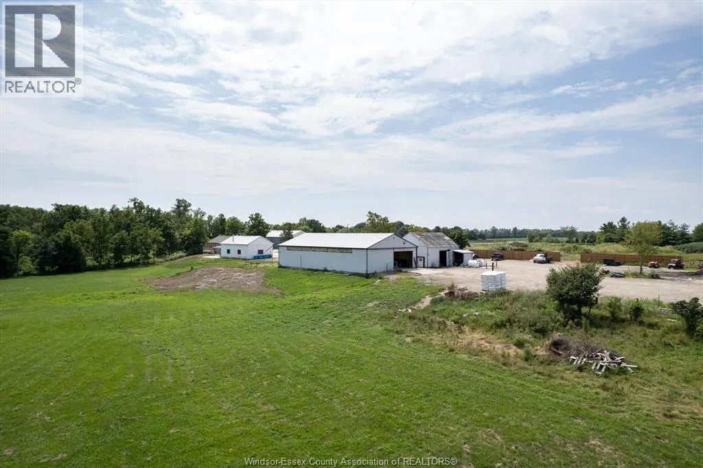 5801 CONCESSION 5 North