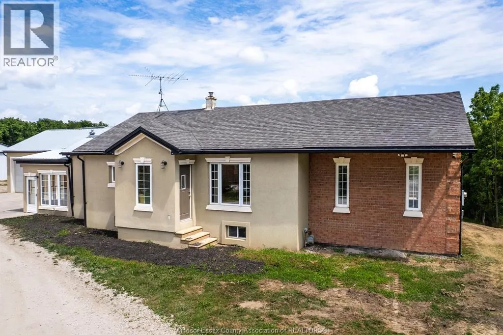 5801 CONCESSION 5 North