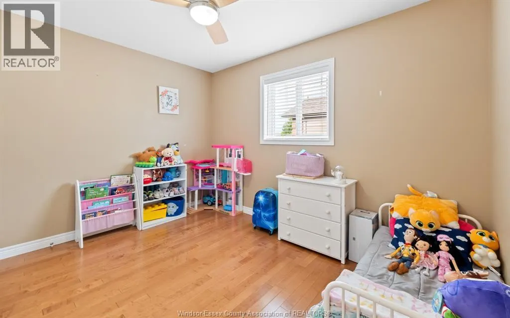 89 HAZEL CRESCENT