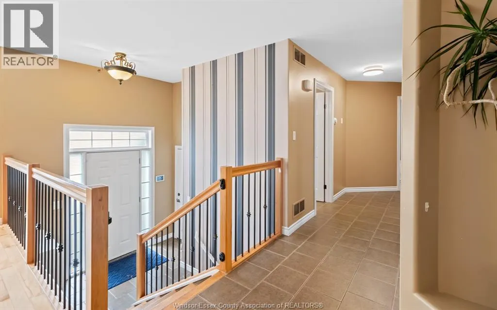 89 HAZEL CRESCENT