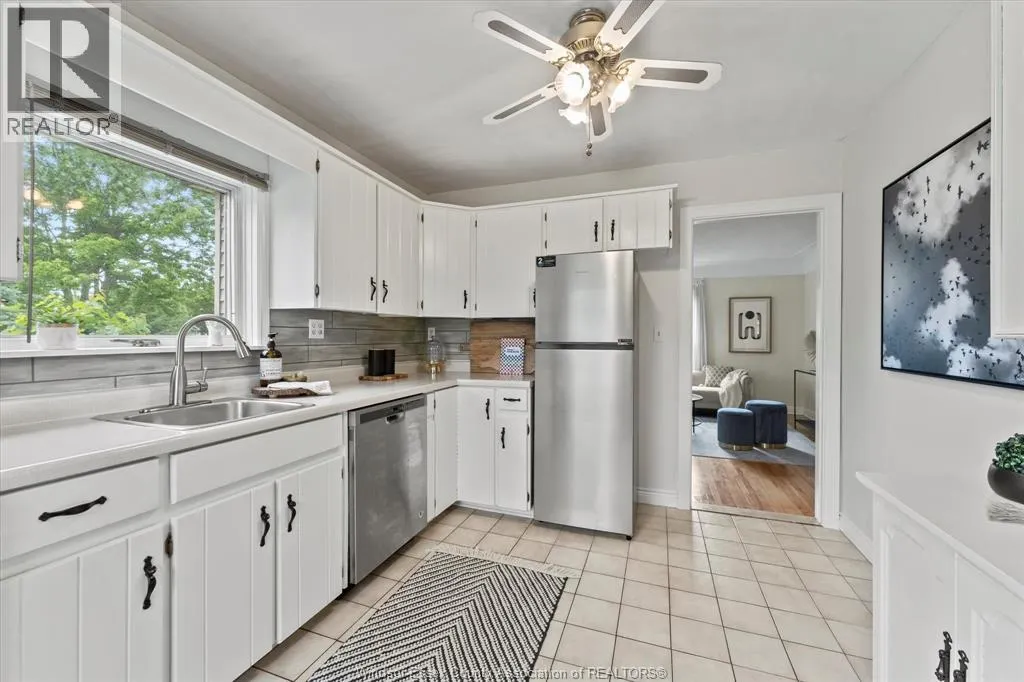 297 Talbot South