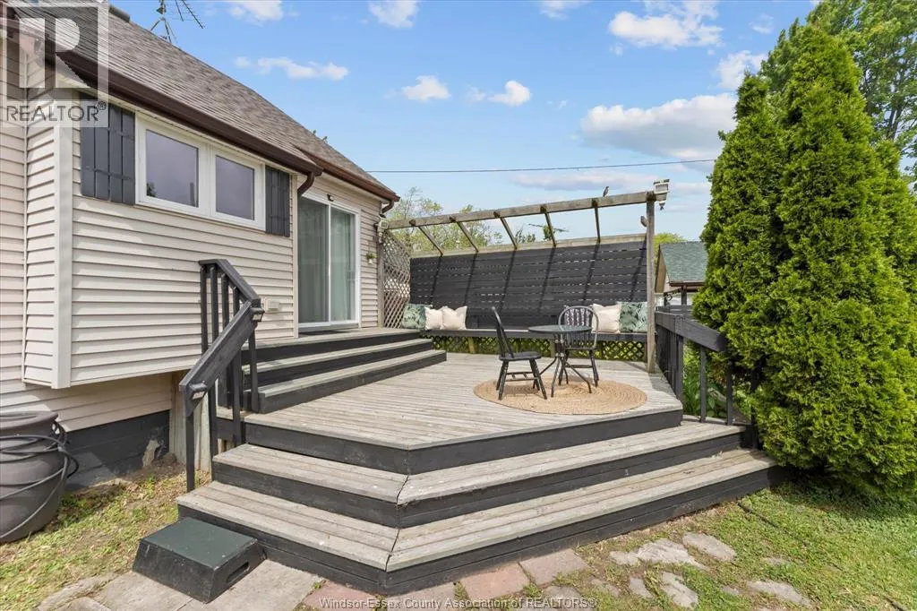 297 Talbot South