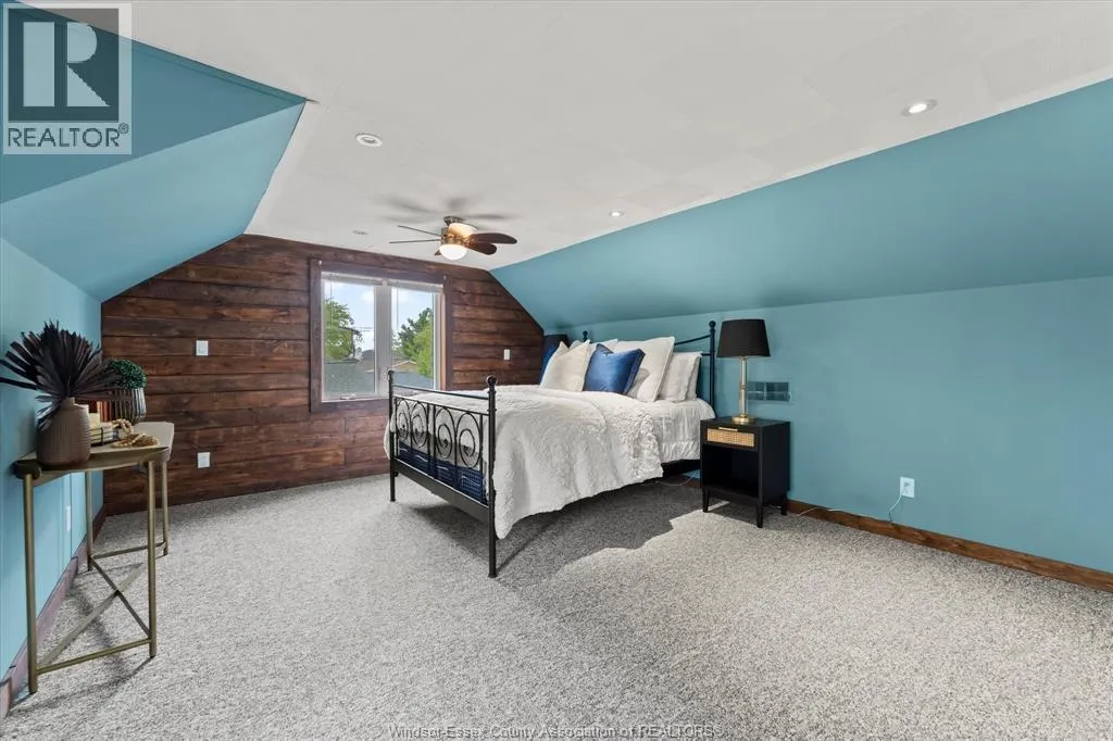 297 Talbot South