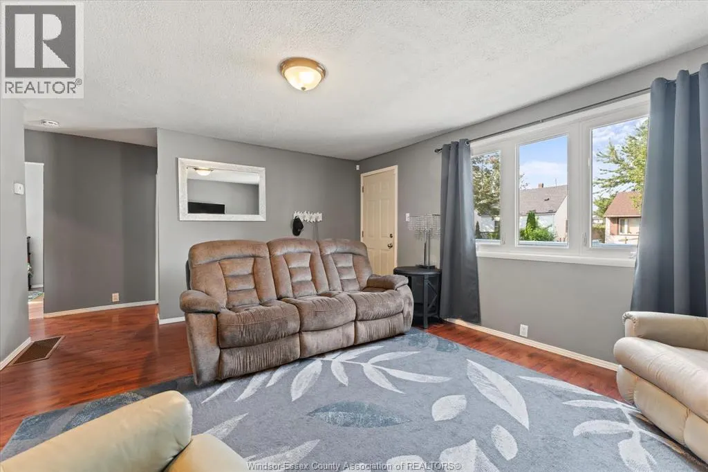 1614 Westcott