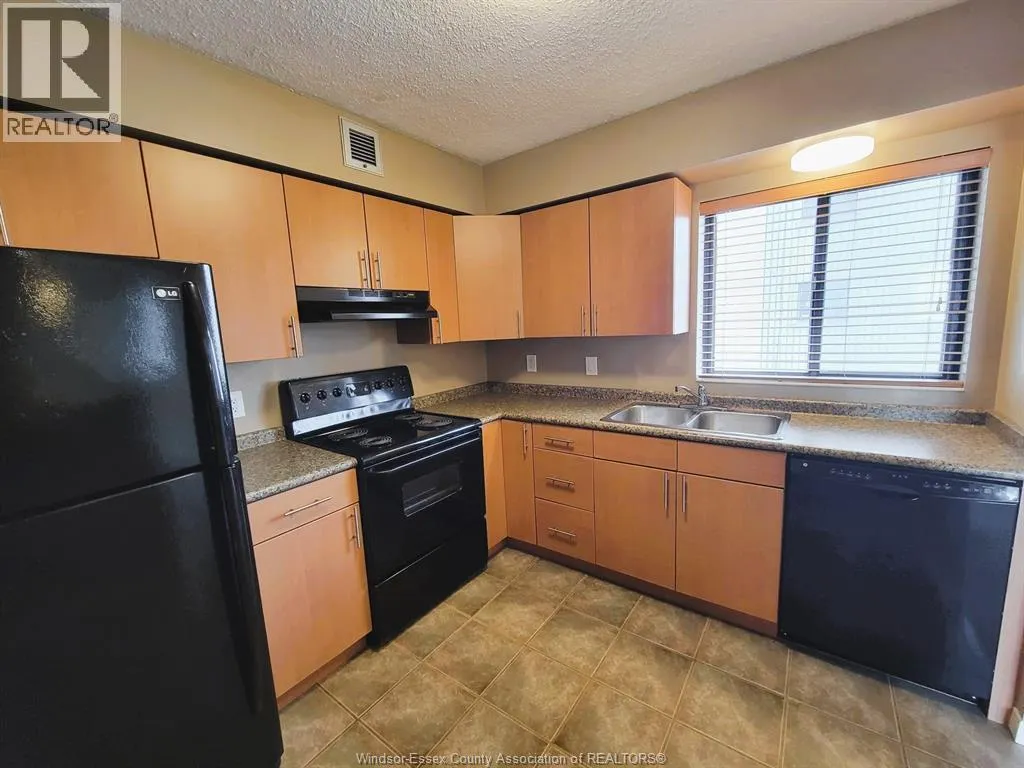 380 PELISSIER Unit# 1901