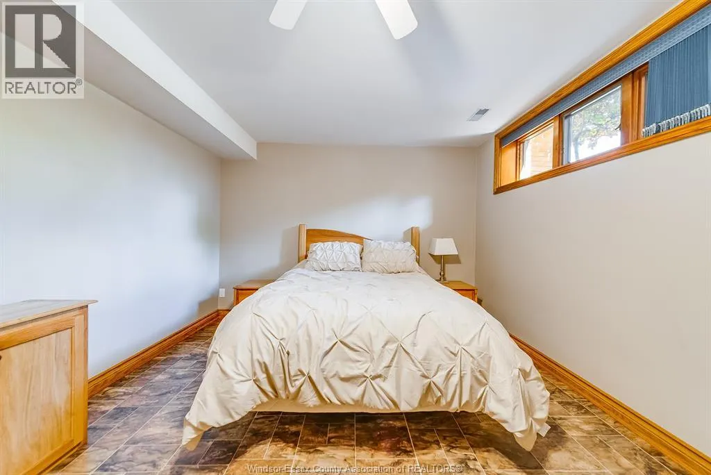 211 WOODLAND DRIVE
