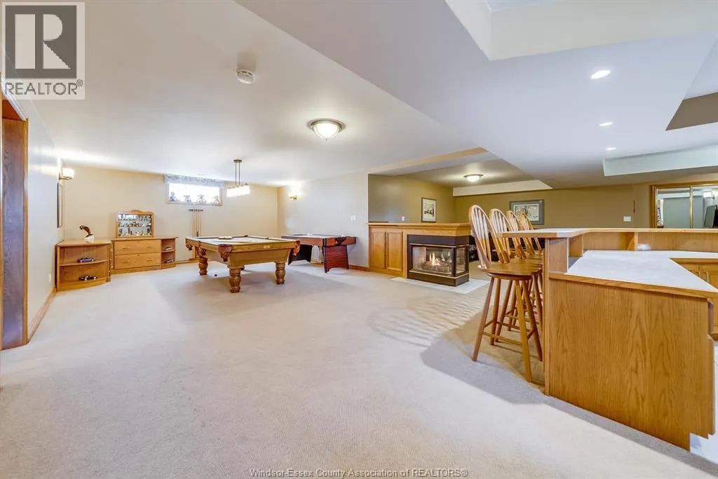 211 WOODLAND DRIVE