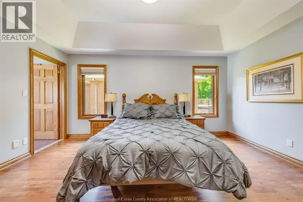 211 WOODLAND DRIVE
