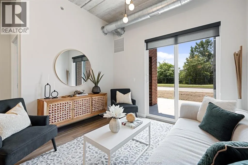 3180 MEADOWBROOK LANE Unit# 215