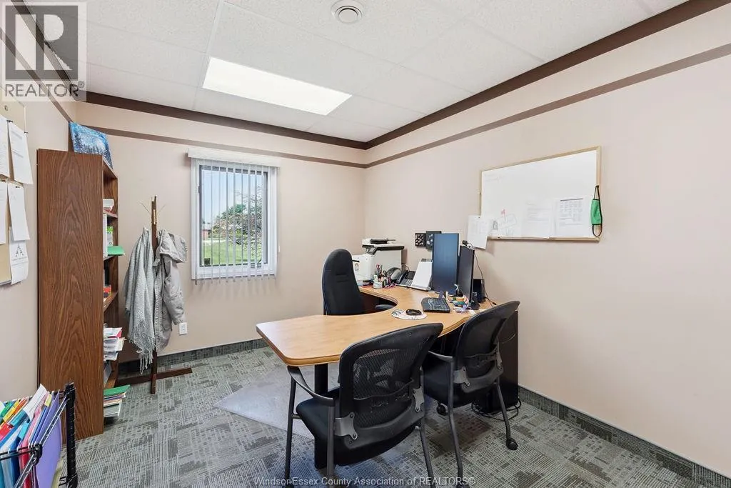 39 MAIDSTONE AVENUE East