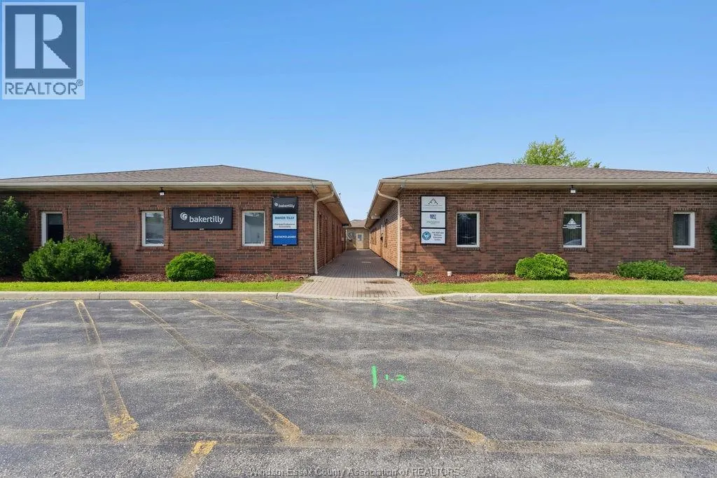 39 MAIDSTONE AVENUE East