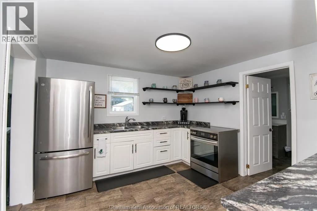 1131 ELGIN STREET