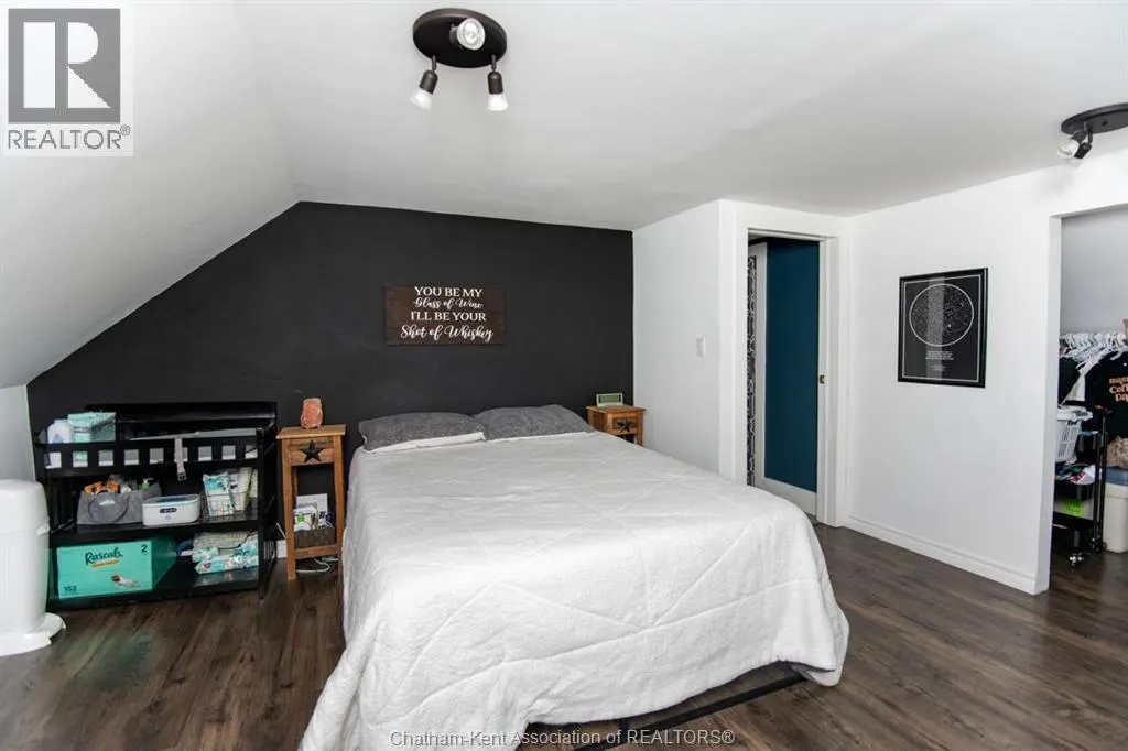 1131 ELGIN STREET