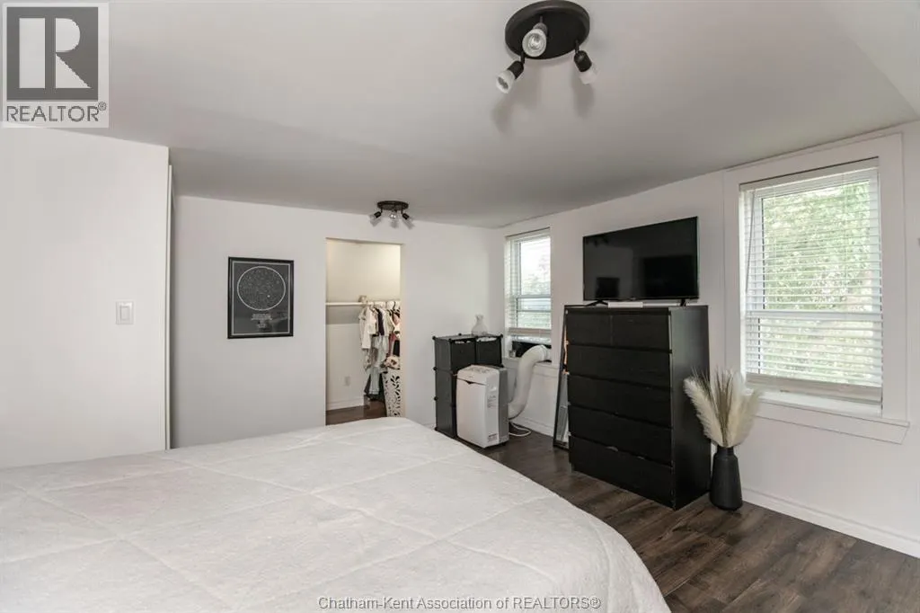 1131 ELGIN STREET