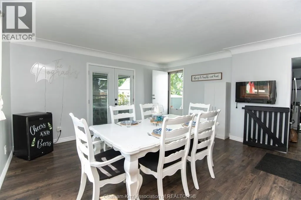 1131 ELGIN STREET