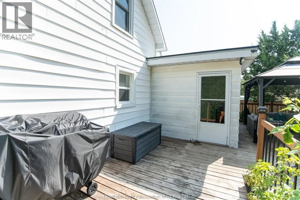 1131 ELGIN STREET