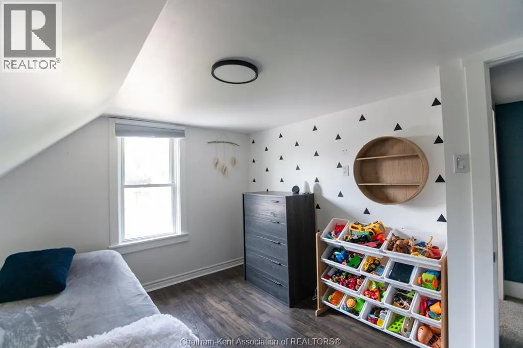 1131 ELGIN STREET