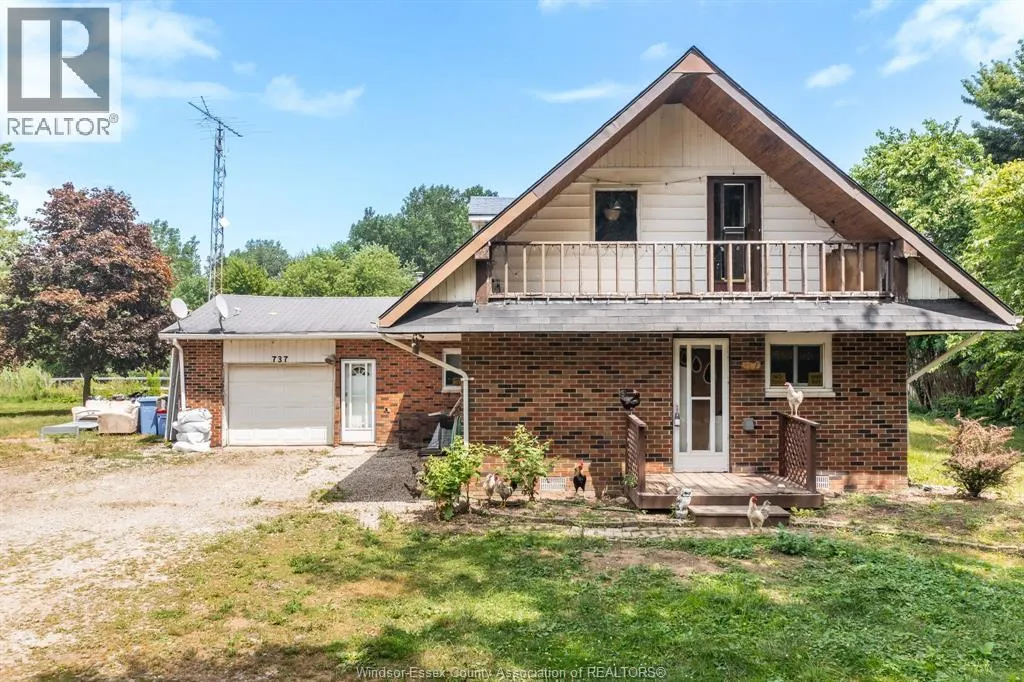 737-739 COUNTY RD 2