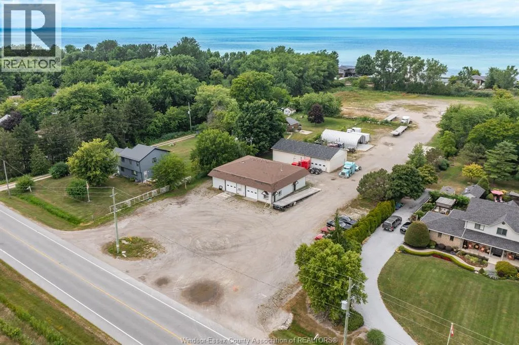 737-739 COUNTY RD 2