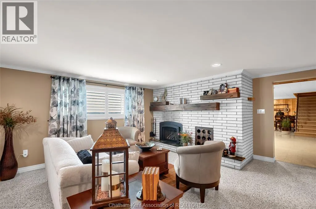 158 Snow AVENUE