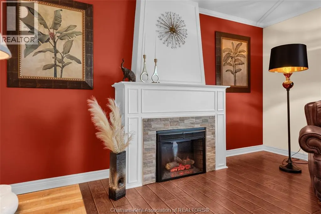 158 Snow AVENUE