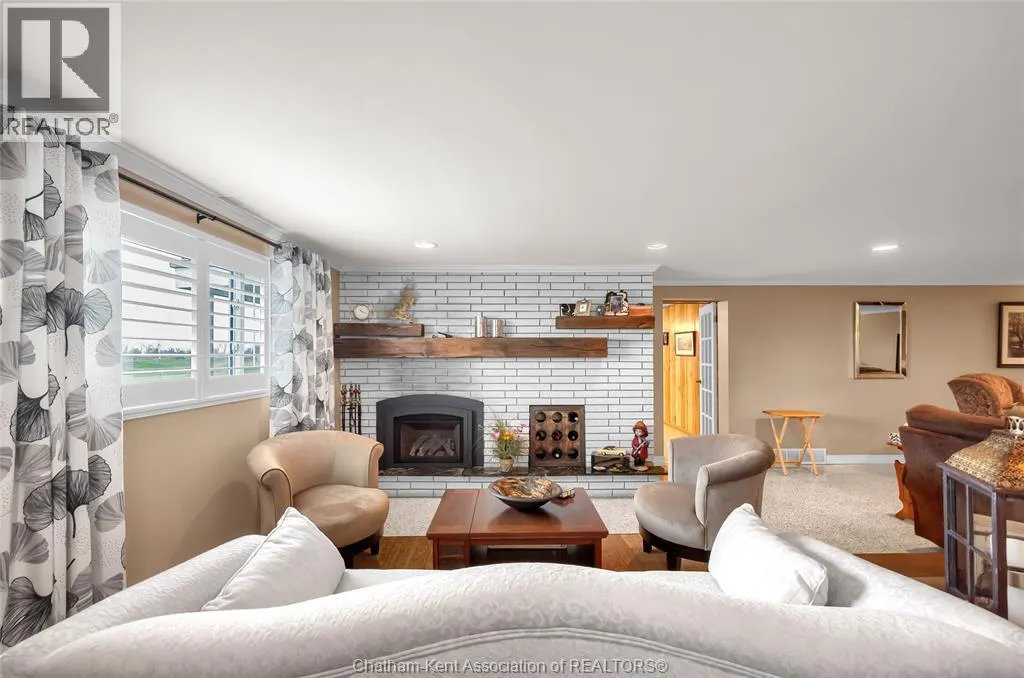 158 Snow AVENUE