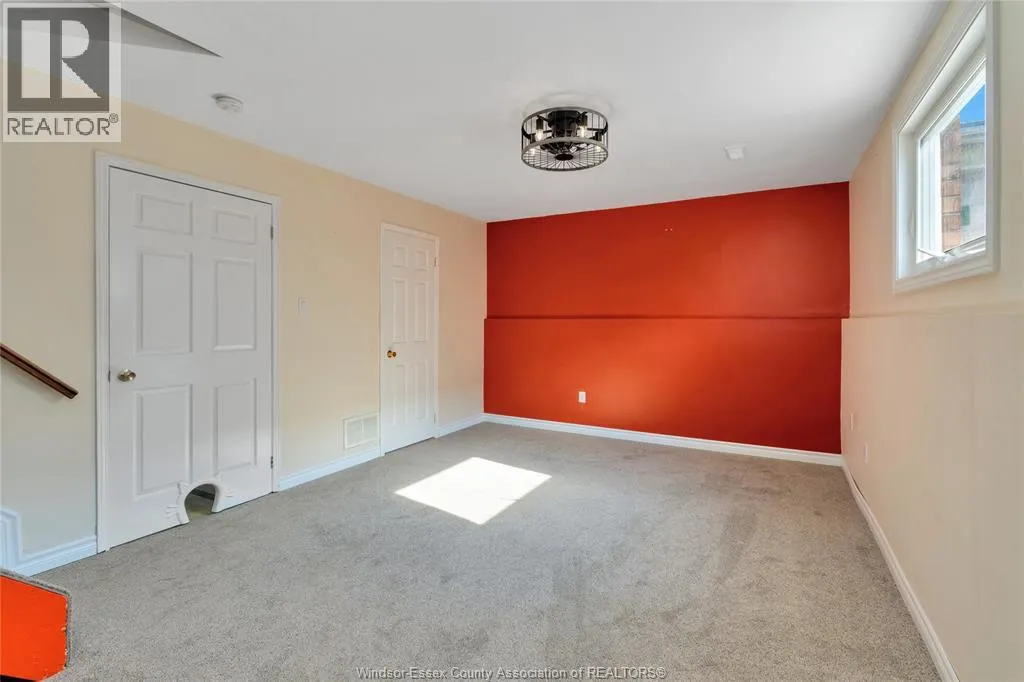 14 Azar AVENUE