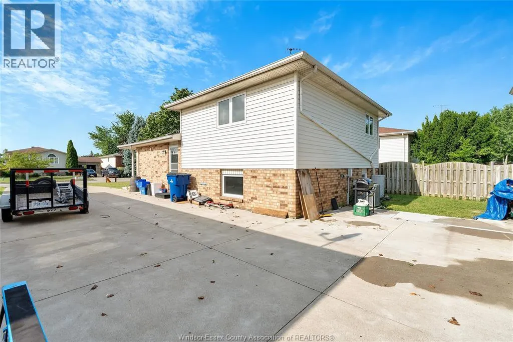 14 Azar AVENUE