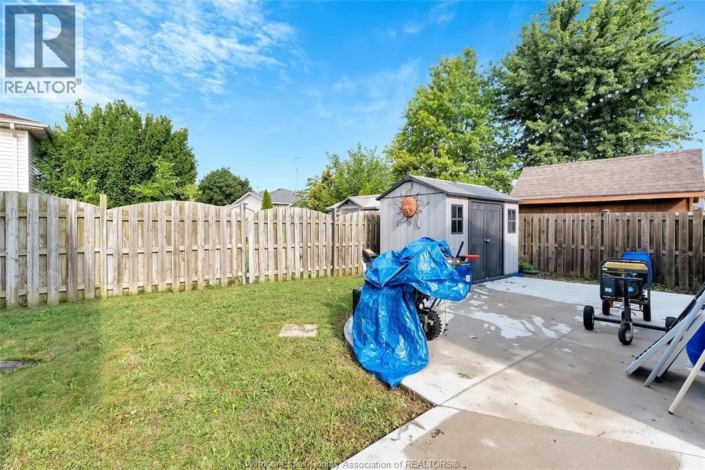 14 Azar AVENUE