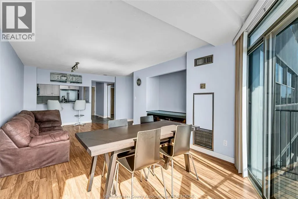 515 RIVERSIDE DRIVE W Unit# 806
