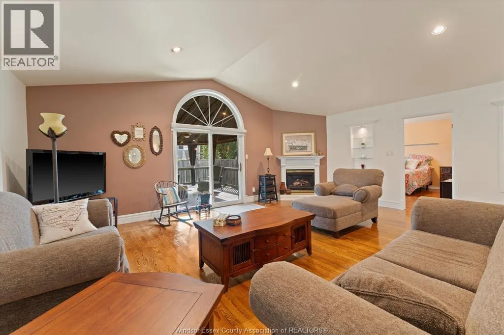742 RODFAM COURT