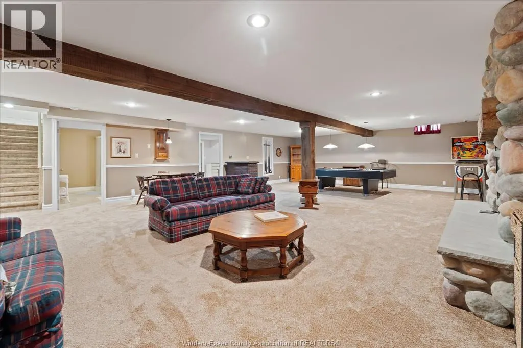 742 RODFAM COURT