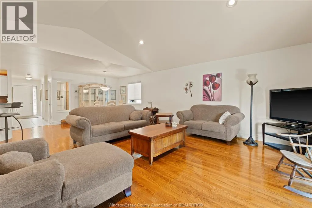 742 RODFAM COURT
