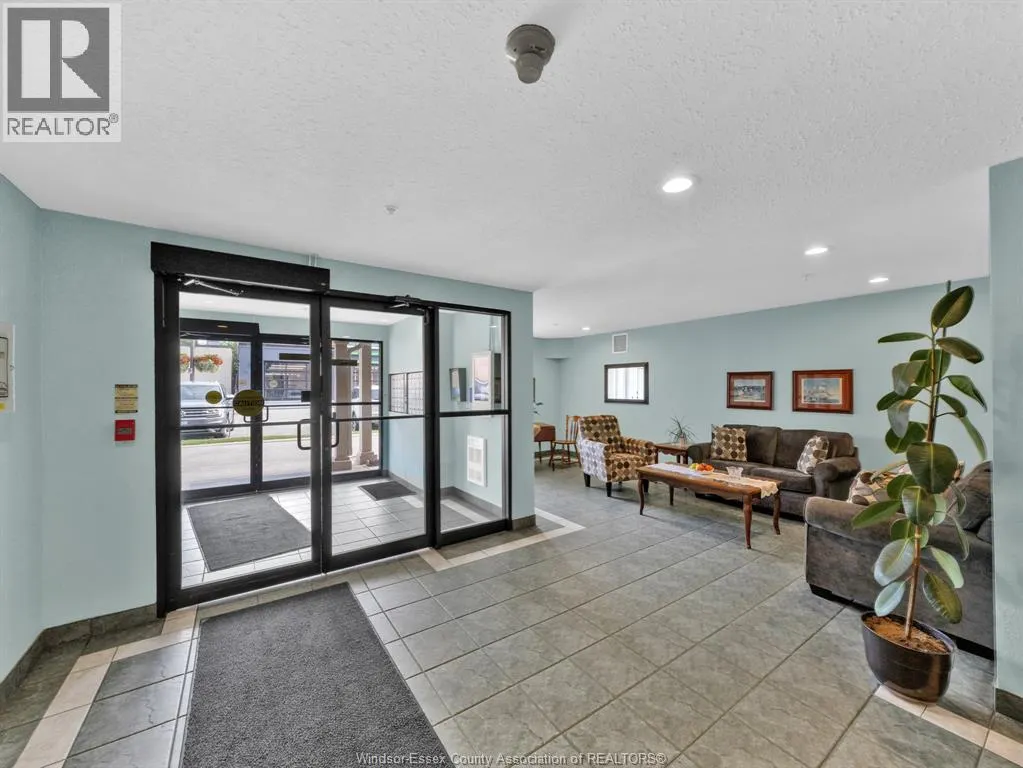 90 MURRAY Unit# 305