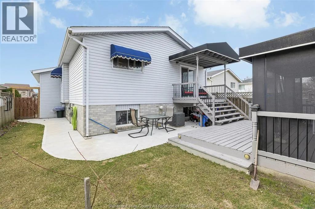 3068 LOEBACH DRIVE