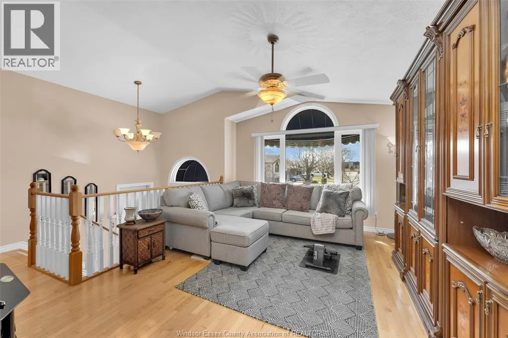 3068 LOEBACH DRIVE